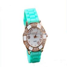 Dimond Quartz Silicone Watch images
