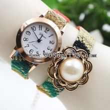 Quartz Leather Wristwatch images