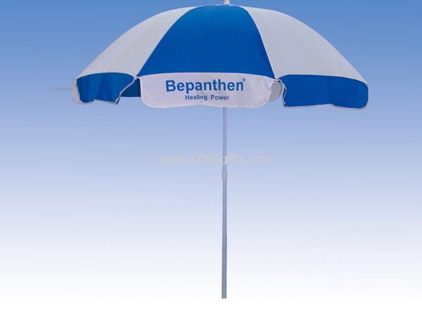 Реклама пляжный зонтик