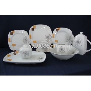 vaisselle de porcelaine 47pcs définit avec logo decals personnalisé ou dessins sont acceptés