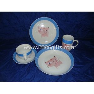 Conjunto de louça cerâmica com desenhos de gato de decalque cor cheia