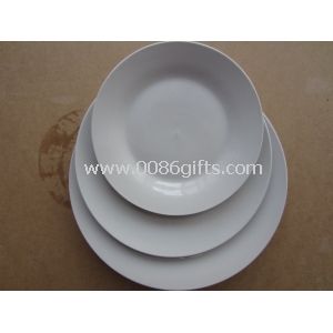 Porzellan Teller mischen festgelegt, verschiedenen Größen angenommen