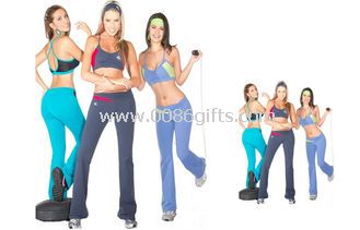 Gorące dziewczyny wolności w pełni oddychające Fitness nosi stanik z siłowni