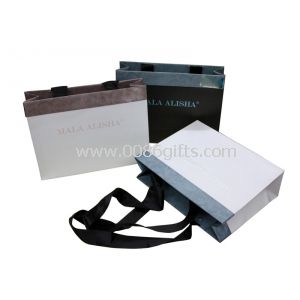 Black / White Mala Alisha 250g Paper Carrier Bag