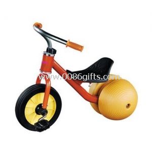Brinquedo do triciclo de crianças