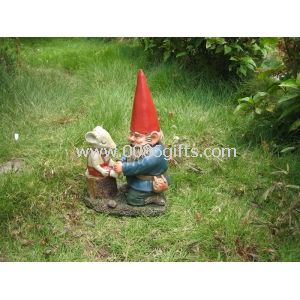 Polyresin garden gnomes