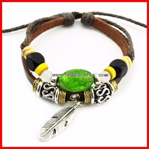 Pulseira com conta de vidro verde
