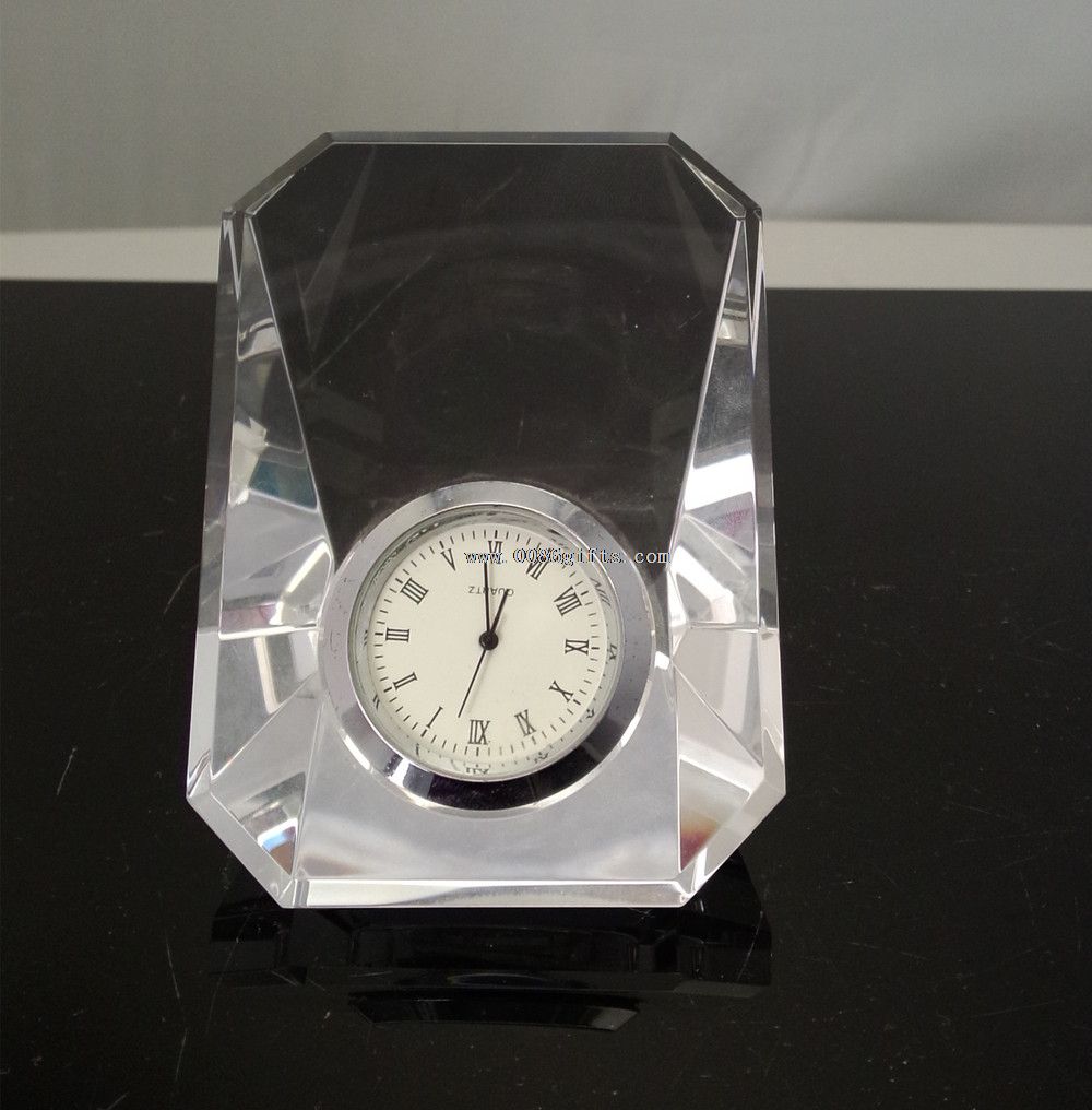 Crystal desk clock