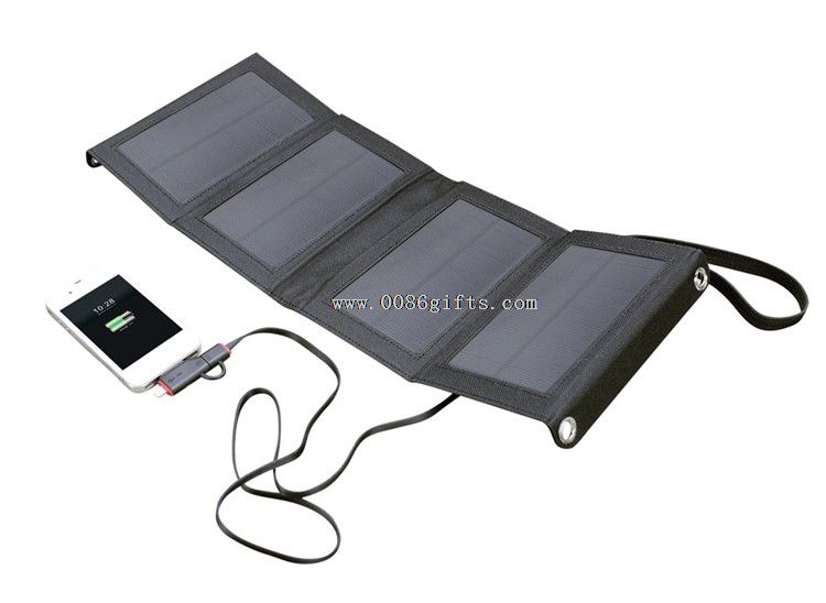 Folding solar panel cellphone charger
