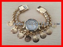 Schmuck goldene Uhr mit Magnetverschluss