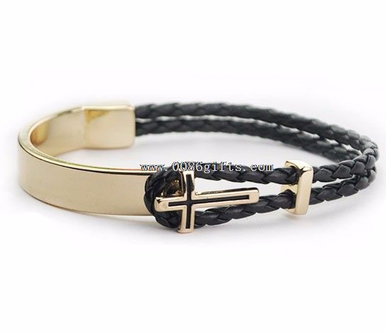 Bracelet en cuir avec de l’or plaqué Cross