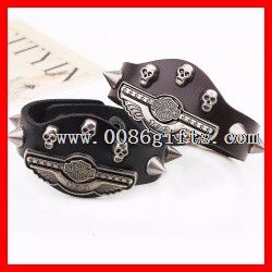 Leather Skull Studs Bracelet