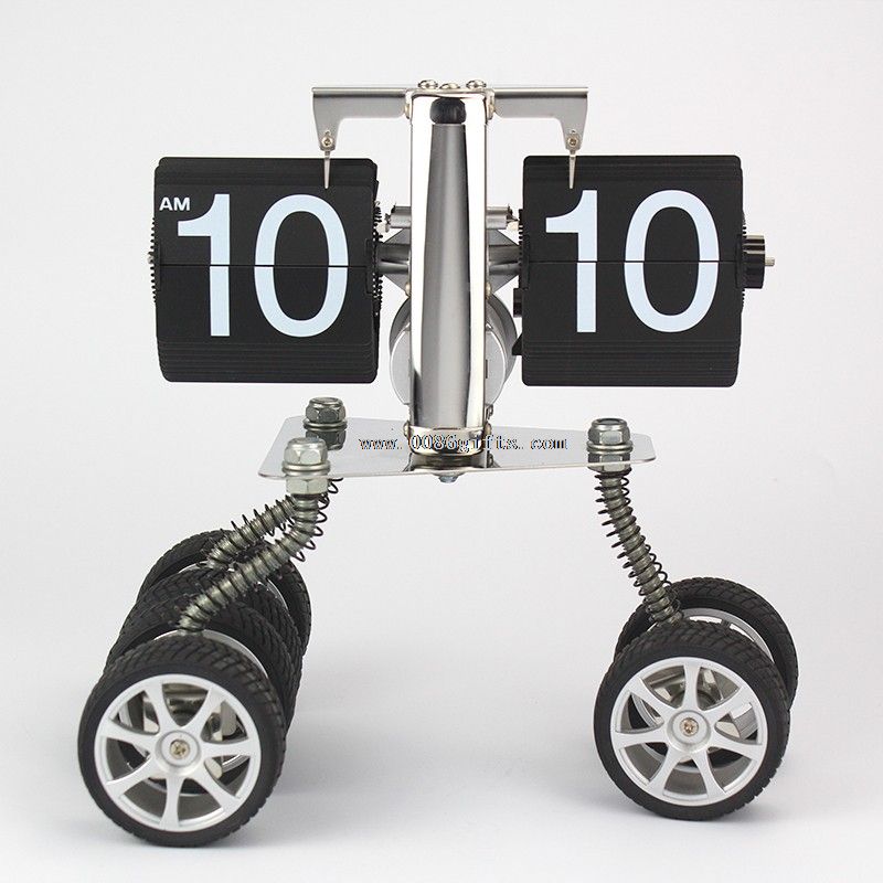 Metal 3 wheels flip desk clock designed