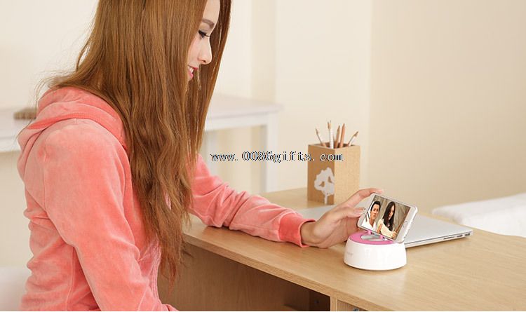 Mobile phone holder bluetooth speaker