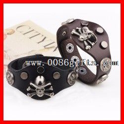 Bracelet crâne