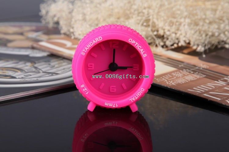 Tire shaped silicone clock