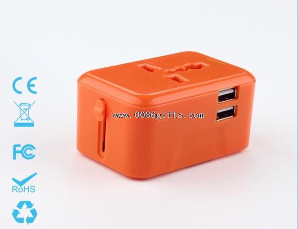 Universal travel adapter