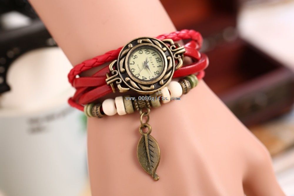 Perles en bois Vintage Watch