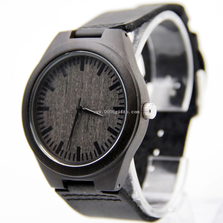 Kolor czarny drewniany zegarki