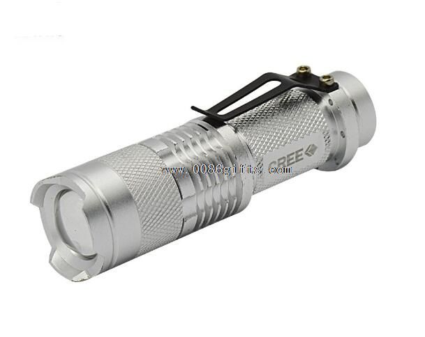 Zoom de mise au point réglable de 3W LED lampe de poche