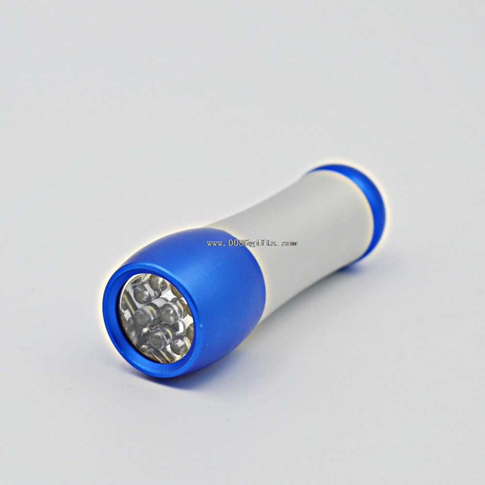 9 LED alumiini superlight taskulampun valossa