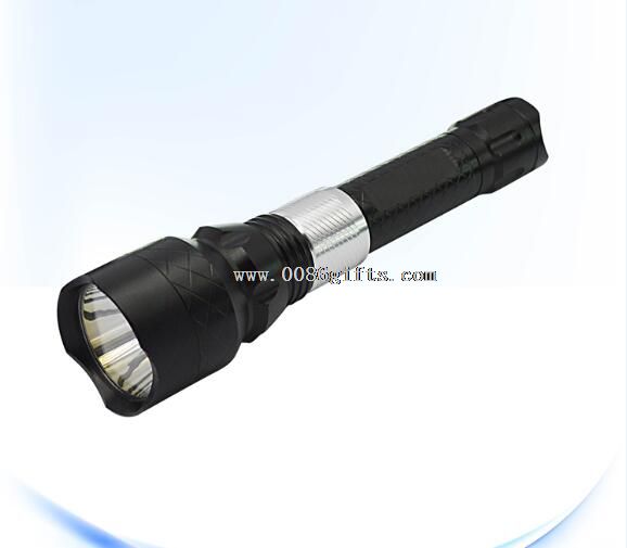 Black lumen strong light flashlight