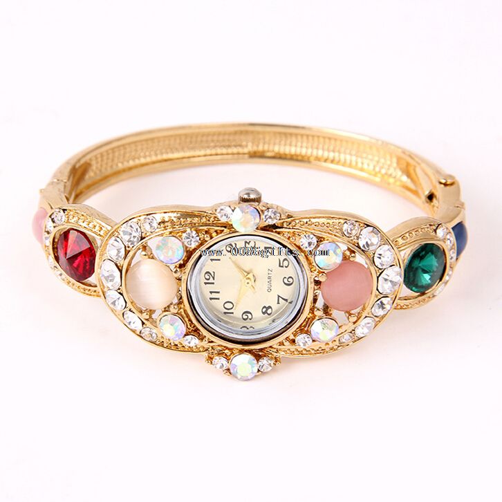 Alloy Rose Gold Color Diamond Women Watch