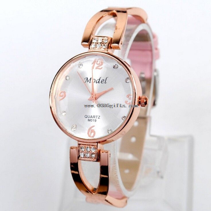 Cheap ladies vintage leather watch