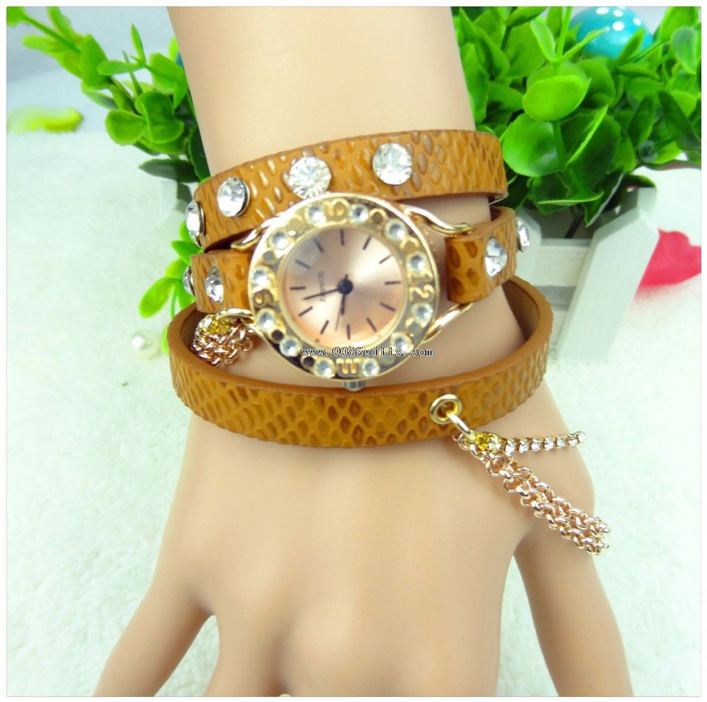 material alloy chain lady watch