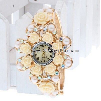 Moda reloj de diamante