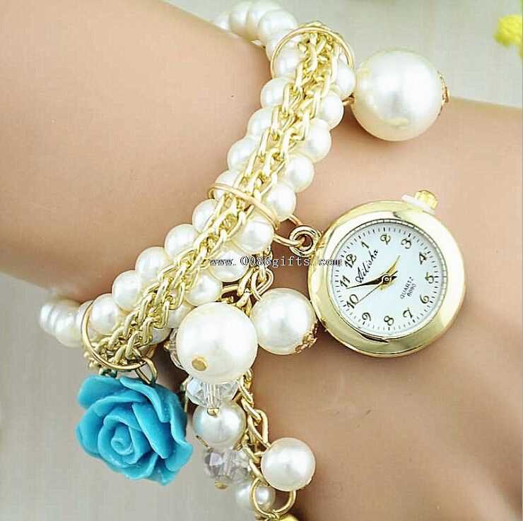 Women Crystal pearl Vogue Watch