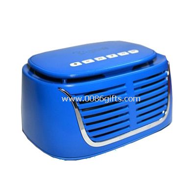 Bluetooth speaker with FM radio