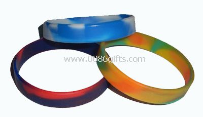 Farverige silikone armbånd