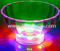 multi warna cahaya di atas mangkuk