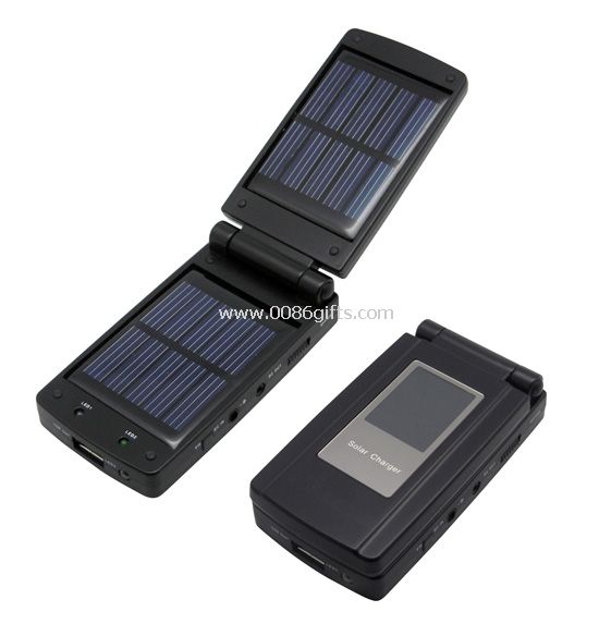 Foldabe solar charger