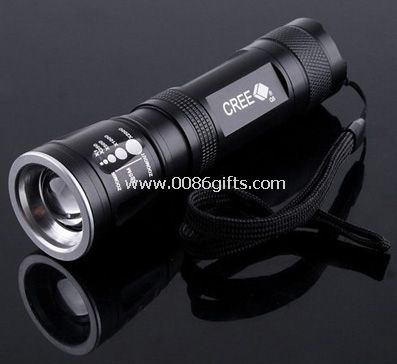 300Lumen Focusable Waterproof LED Flashlight