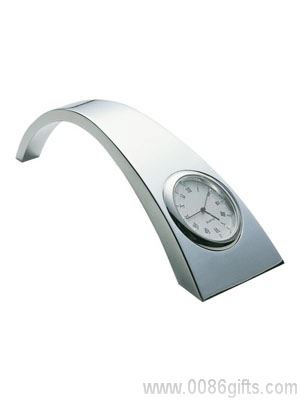Pendulette de bureau arqué