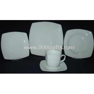 Set de vaisselle carrée gres cerame avec la couleur blanche