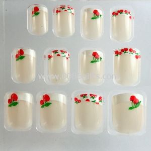 Uñas postizas manicura francesa marfil