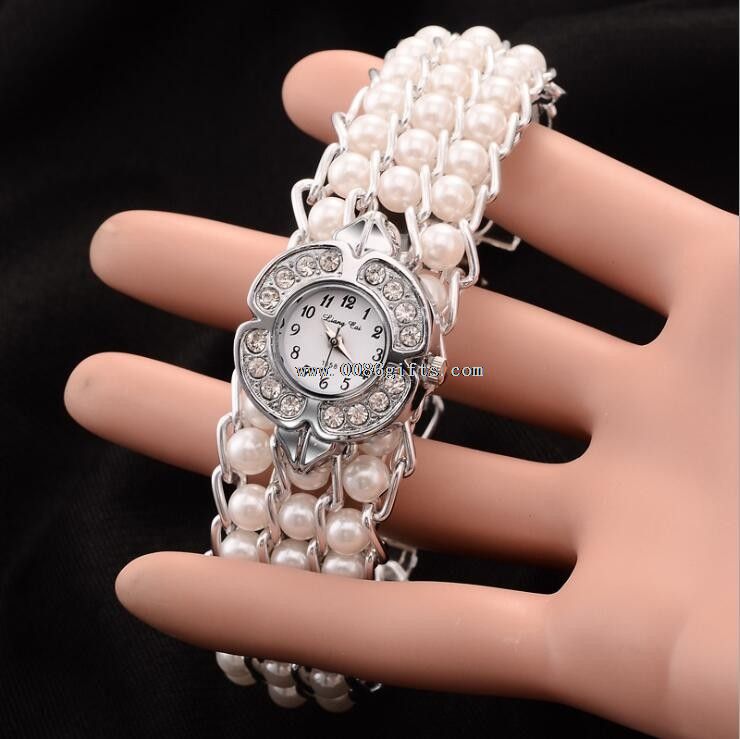 perle watch