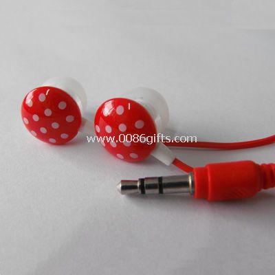 Wired earphones