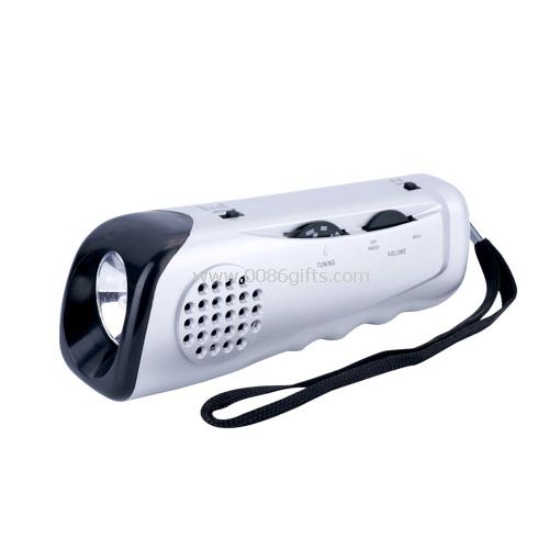 Lampe de poche avec radio