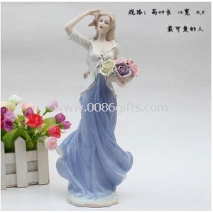 The modern home decoration accessories European girl figurines