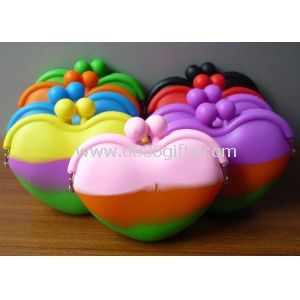 Fashion Silicone Purse With Heart Shape