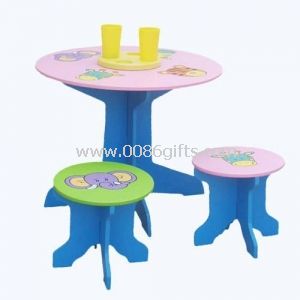 Kid desk and chair