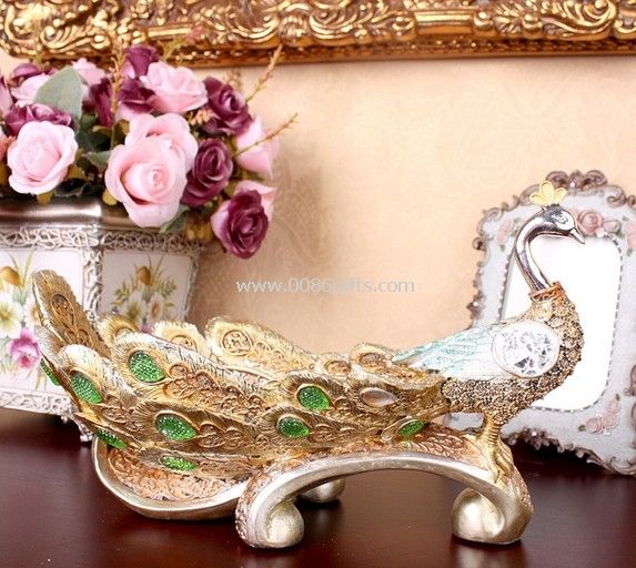 The peacock fruit tray