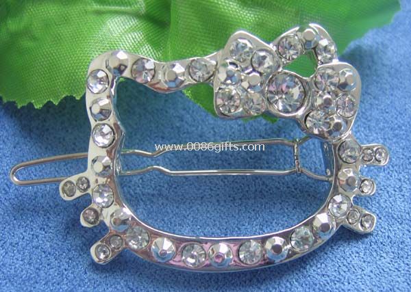 Brooch 16