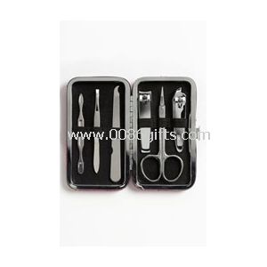 Bag shaped pink cheap manicure