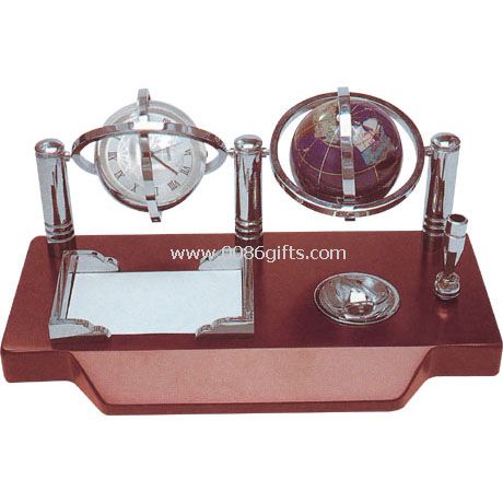 Wooden Desk Clock