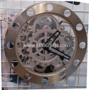 Hanging Gear clock